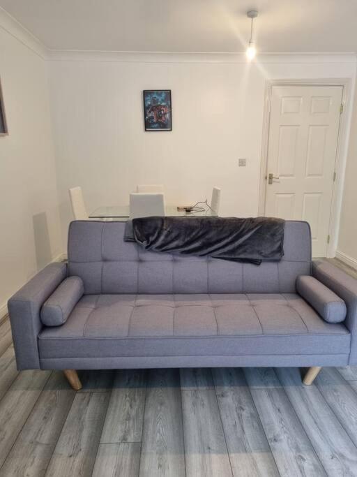 Maidstone Villa 3 Bedroom Free Sports Channels,Parking Sleeps 7 Exterior foto